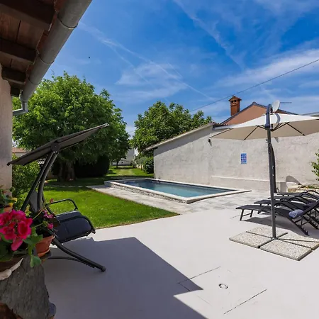 House Gino By Interhome