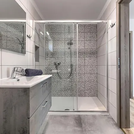 House Gino By Interhome Дом отдыха *